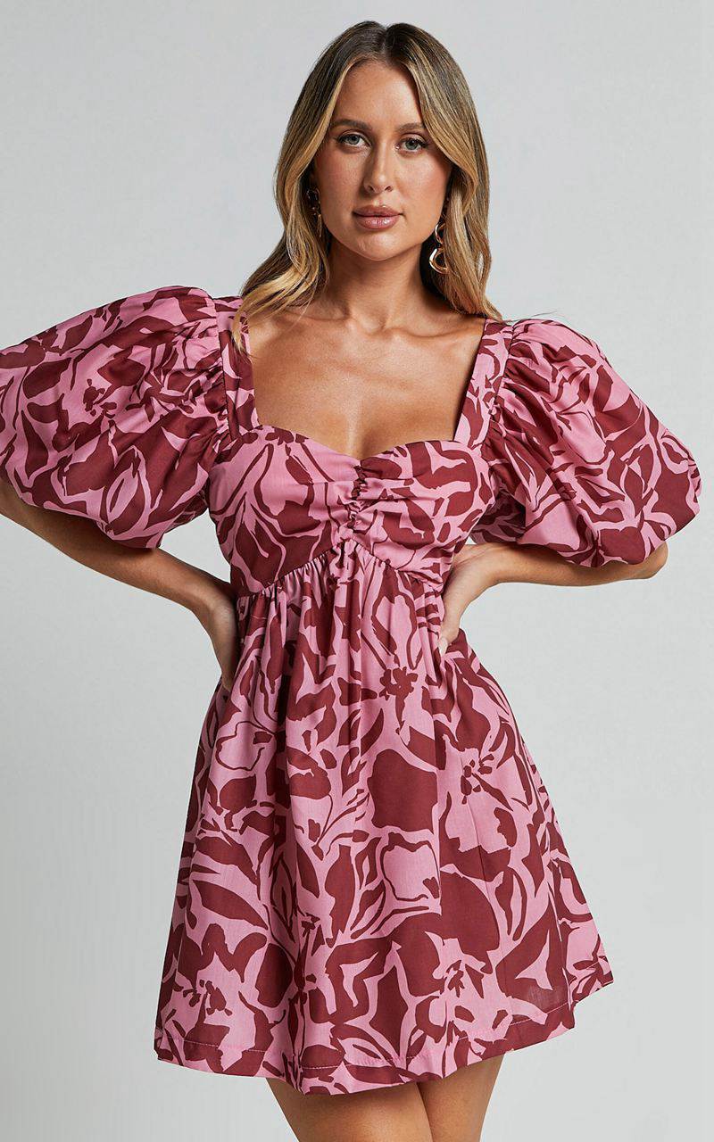 Showpo Lydie Mini Dress - Sweetheart Short Balloon Sleeve Ruched Bodice Dress Whirlwind Floral Print | JKRUBS586