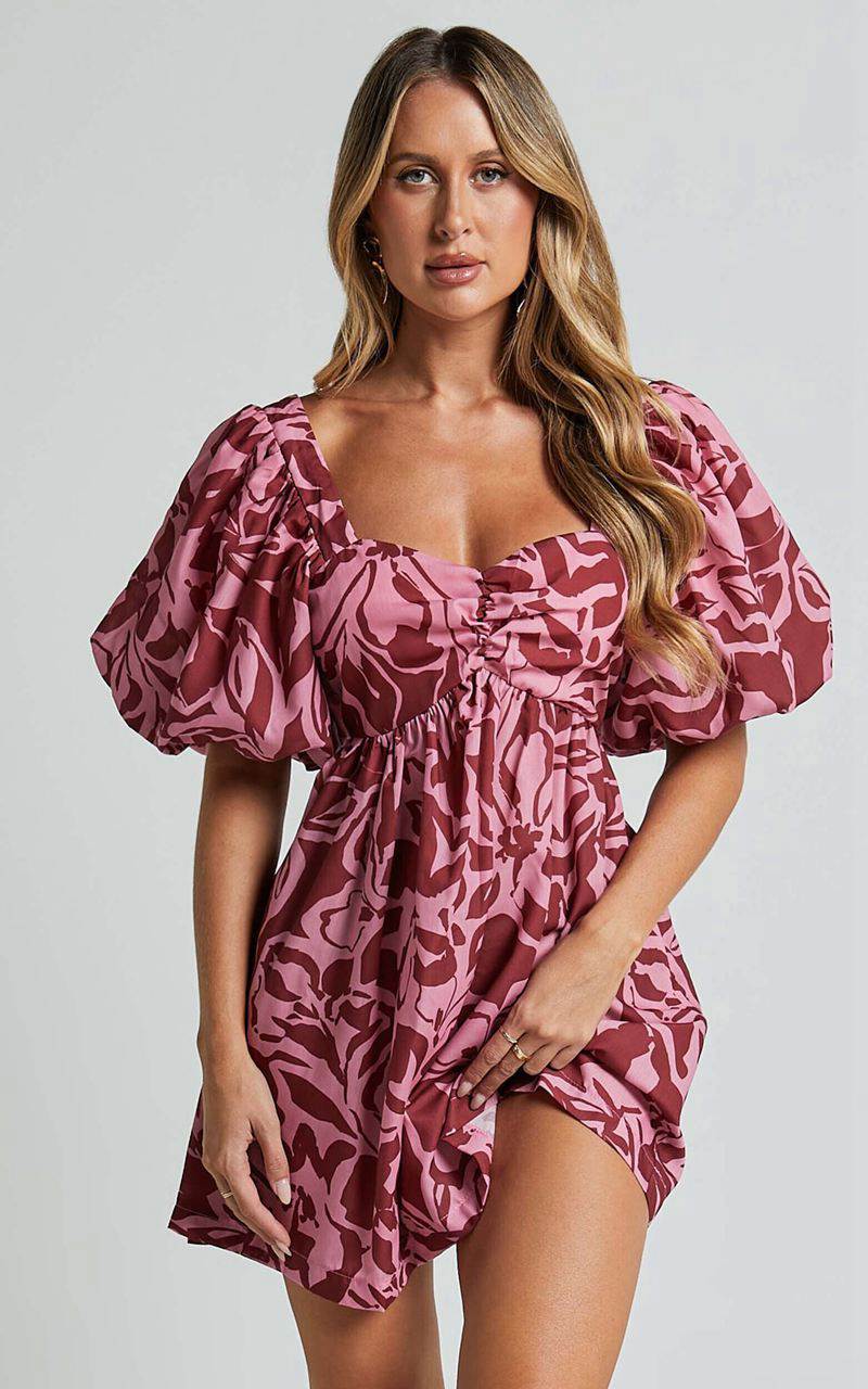 Showpo Lydie Mini Dress - Sweetheart Short Balloon Sleeve Ruched Bodice Dress Whirlwind Floral Print | JKRUBS586