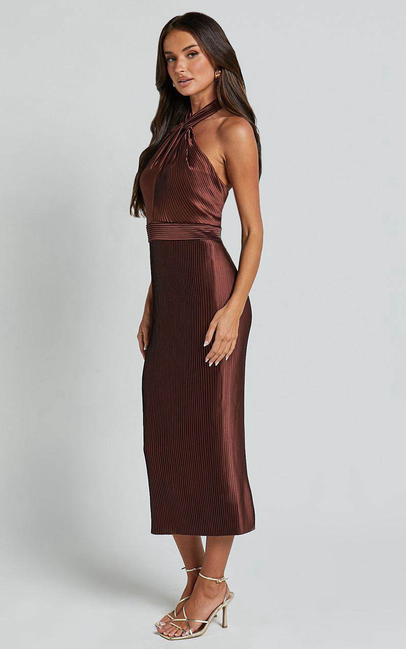 Showpo Marlette Midi Dress - Pleated Open Back Halter Dress Chocolate | ZMTREH841