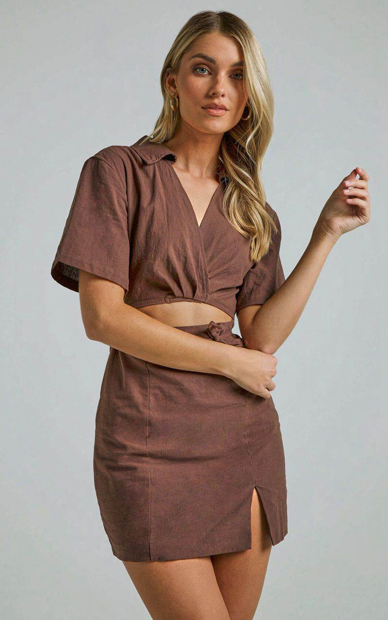 Showpo Marsha Mini Dress - Cut Out Short Sleeve Dress Chocolate | DRPTOB204