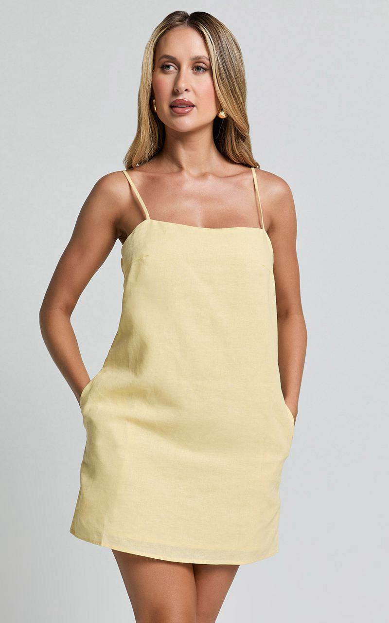 Showpo Mavie Mini Dress - Linen Strappy Shift Dress Lemon | VWBARY568