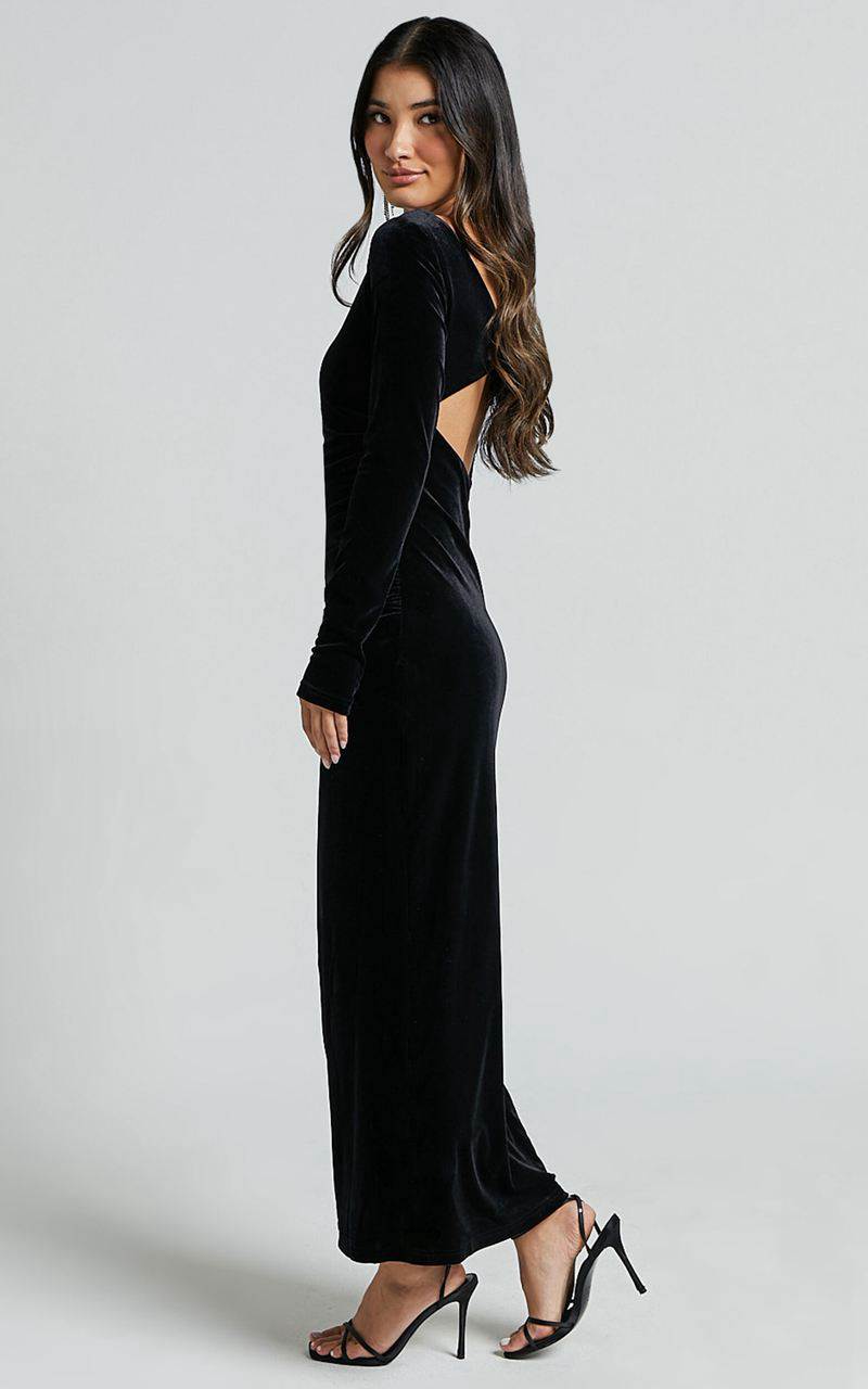 Showpo Mirabelle Midi Dress - Long Sleeve Back Cut Out Ruched Velvet Dress Black | GYOBFN147