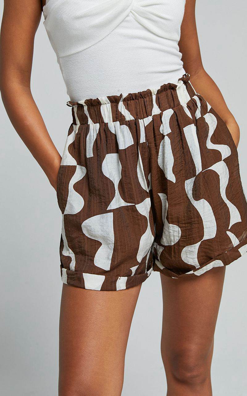 Showpo Nadiane Shorts - Shirred High Waisted Shorts Chocolate Mono Wave | QCDWZO836