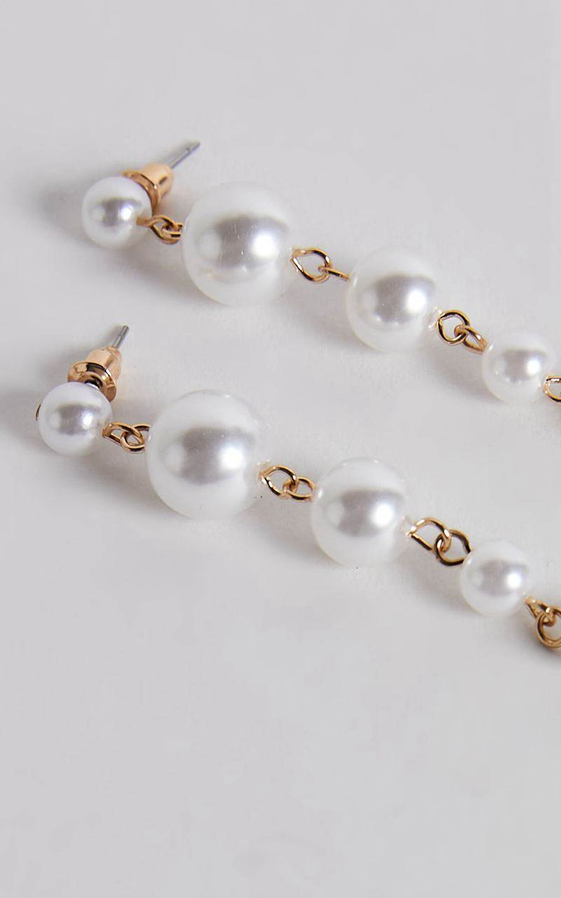 Showpo Oidessa Pearl Drop Earrings Gold Pearl | XBJIAE273