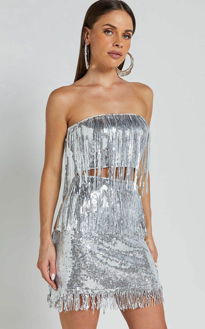 Showpo Paris Top - Sequin Fringe Bandeau Top Silver | ZKNALY561