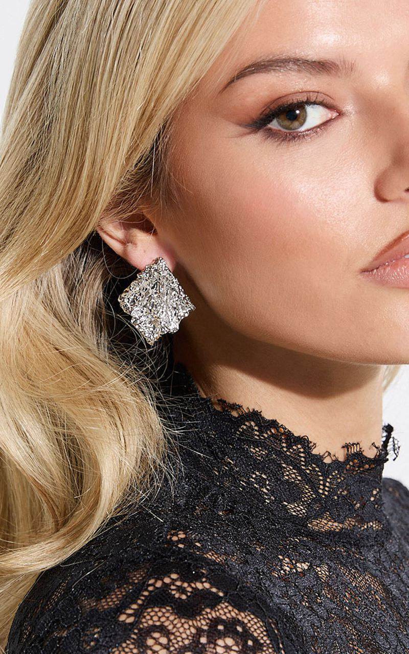 Showpo Paula Earrings - Textured Earrings Silver | FAJPTN064