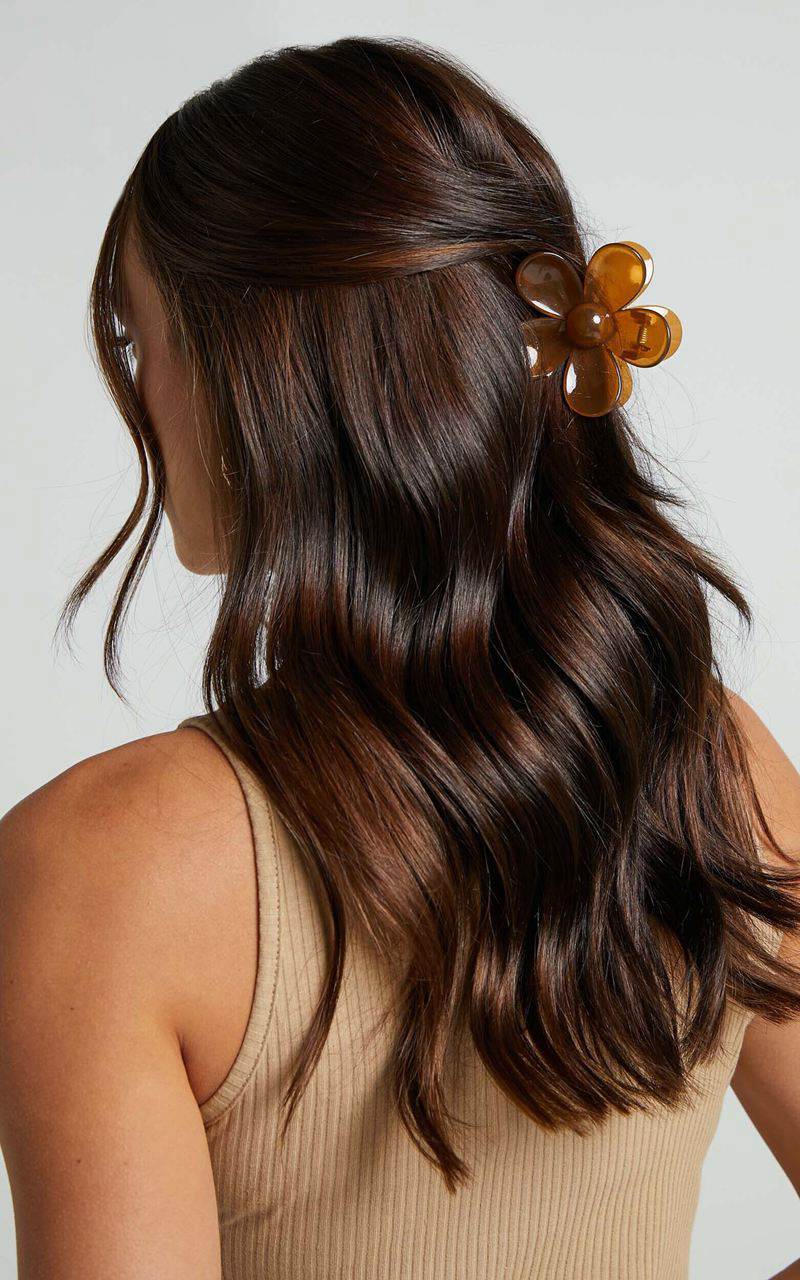 Showpo Pia Flower Hair Clip Tort Brown | YSFQGP340