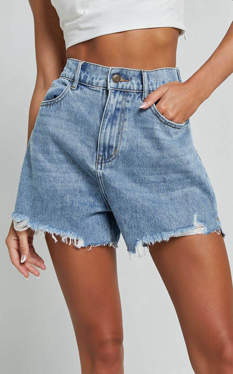 Showpo Renee Shorts - High Waisted Frayed Hem Denim Shorts Light Blue Wash | OPRWAH786