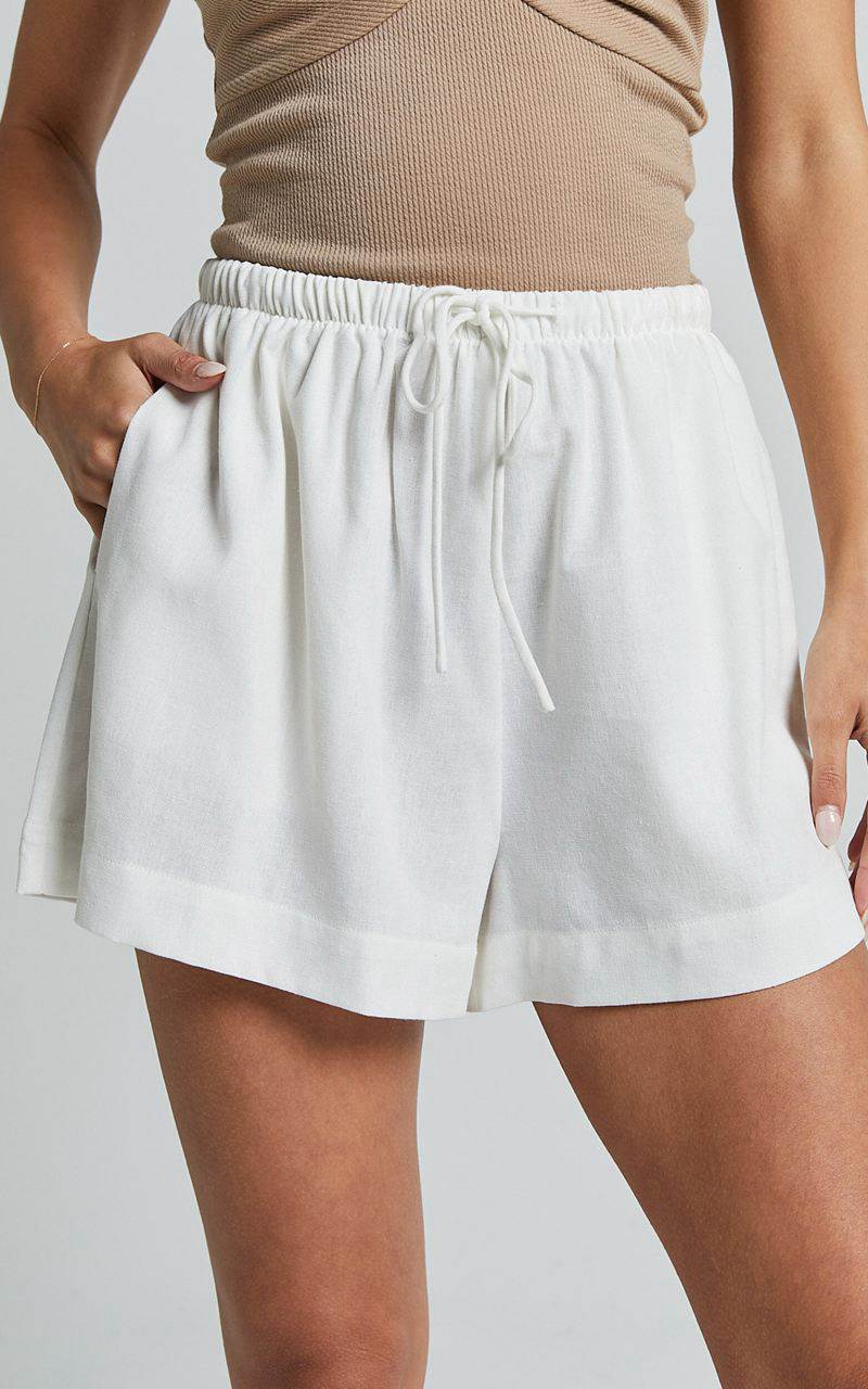 Showpo Renzo Shorts - Linen Look Drawstring Mid Rise Relaxed Shorts White | IDJEQP926