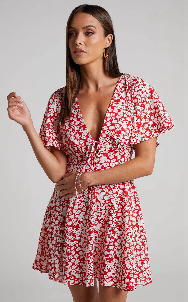 Showpo Rosario Mini Dress - Flutter Sleeve V Neck Dress Red Ditsy Floral | TWUNZY325