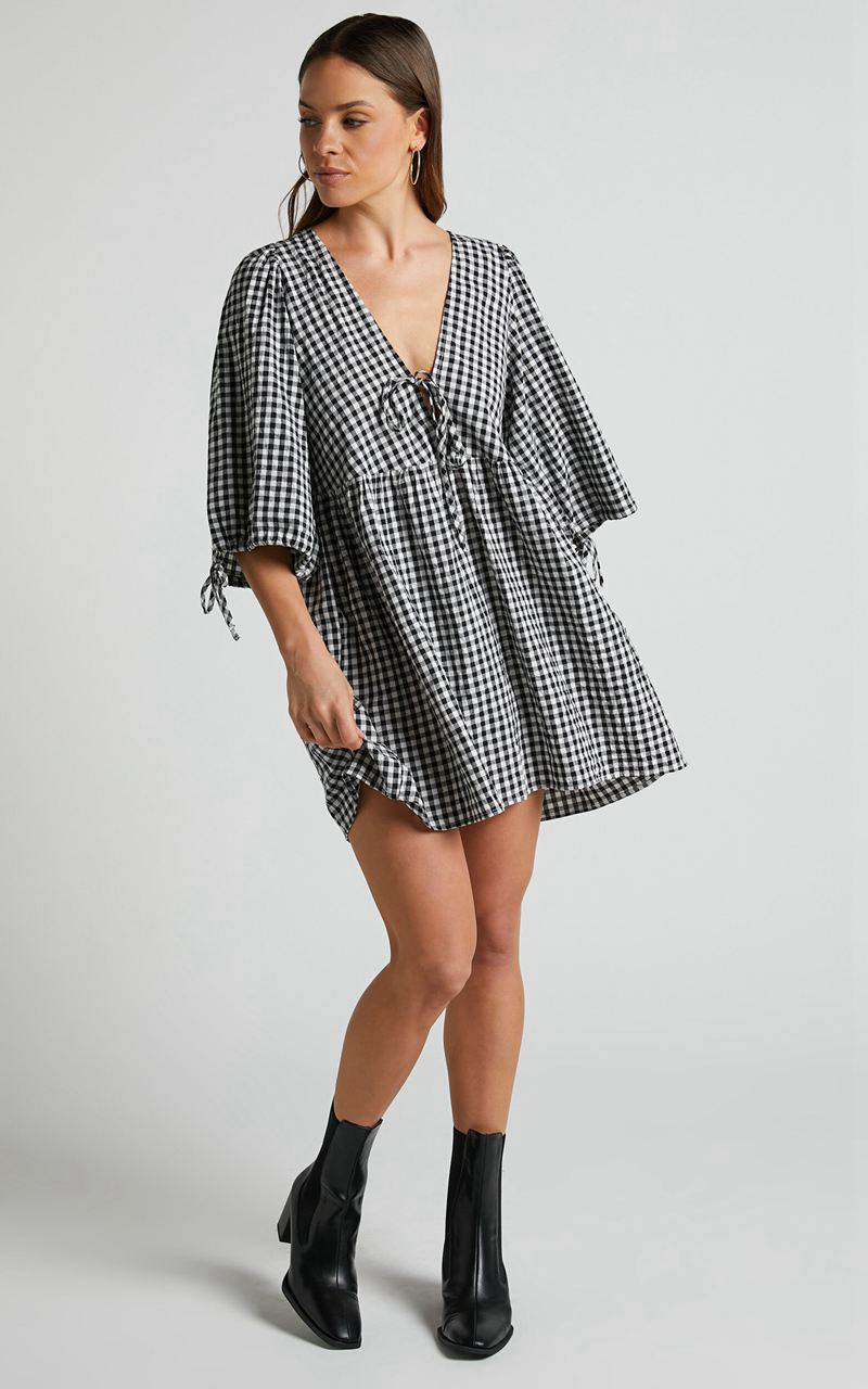 Showpo Rosita Mini Dress - Tie Front Puff Sleeve Dress Black And White Check | MYHIRJ853