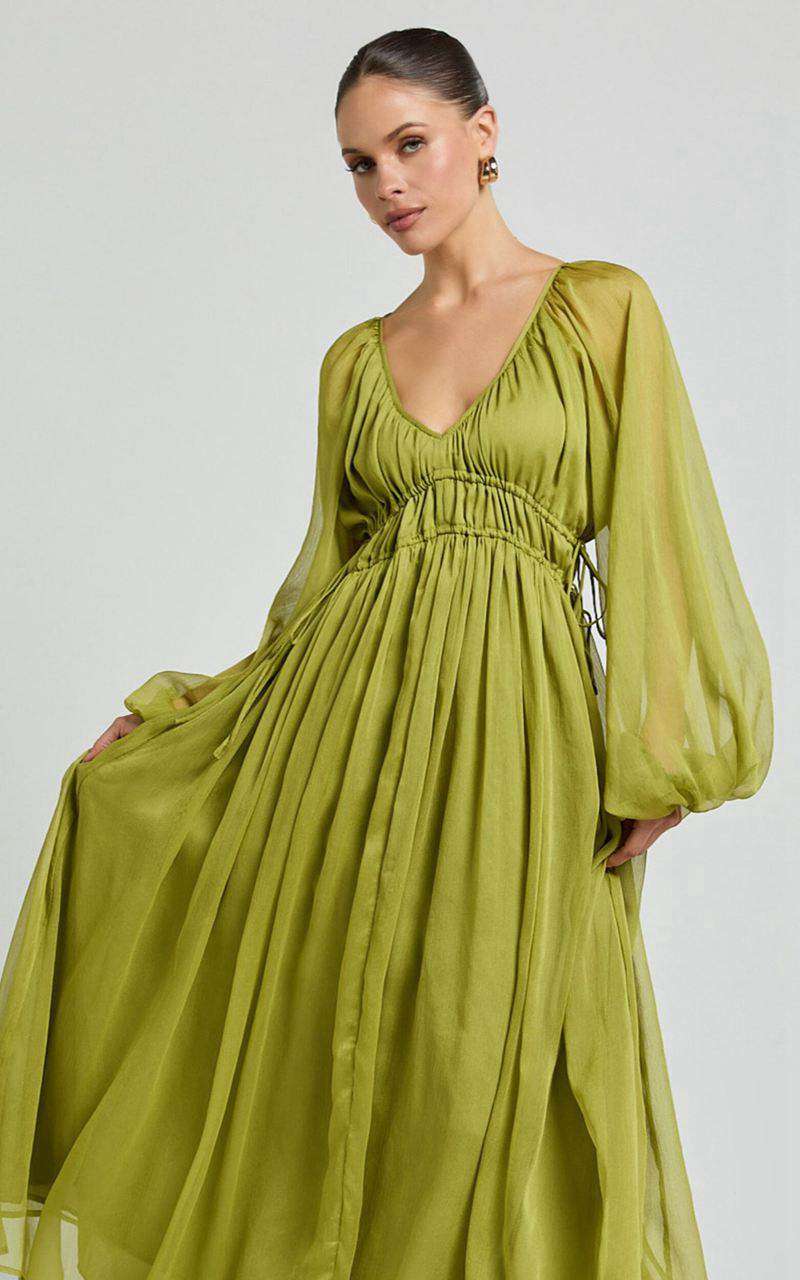 Showpo Roxanna Maxi Dress - Long Sleeve Ruched Waist Dress Green | ODJBUZ487