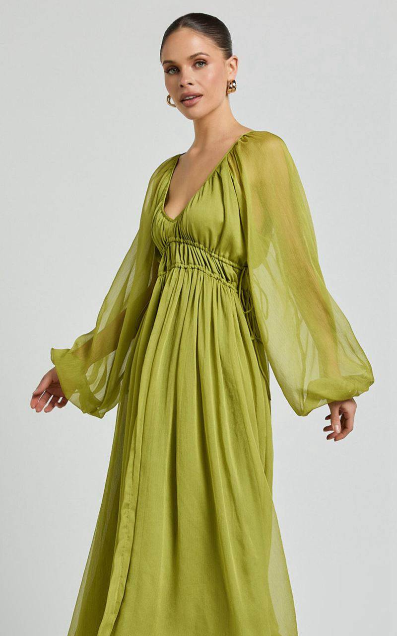 Showpo Roxanna Maxi Dress - Long Sleeve Ruched Waist Dress Green | ODJBUZ487