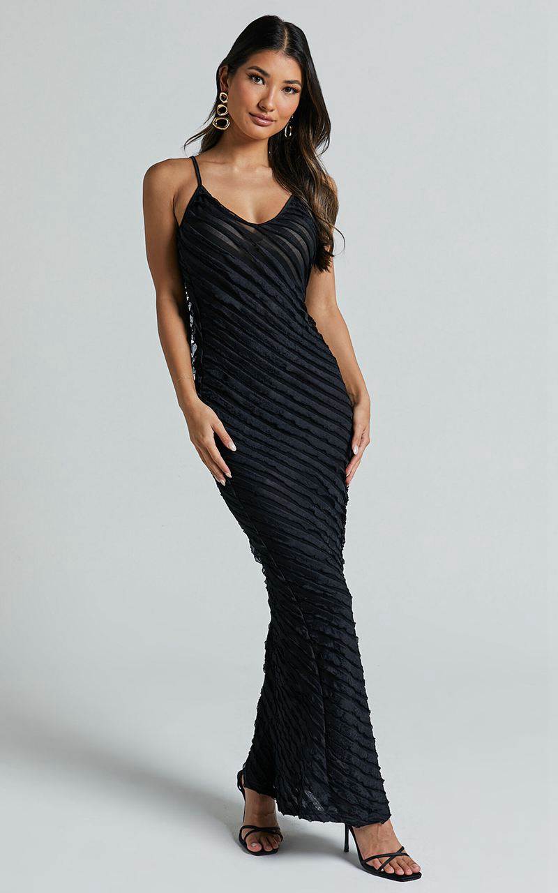 Showpo Runaway The Label - Opaline Maxi Dress Black | YSMAFR451