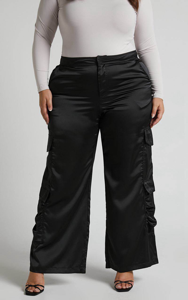 Showpo Saori Pants - Mid Rise Satin Cargo Pants Black | EHDWFB562