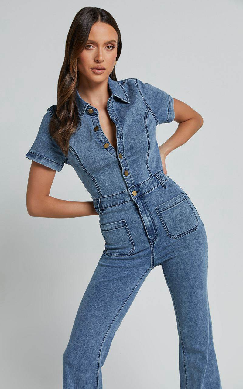 Showpo Silvena Jumpsuit - Short Sleeve Flared Denim Jumpsuit Blue | YCZTIA257