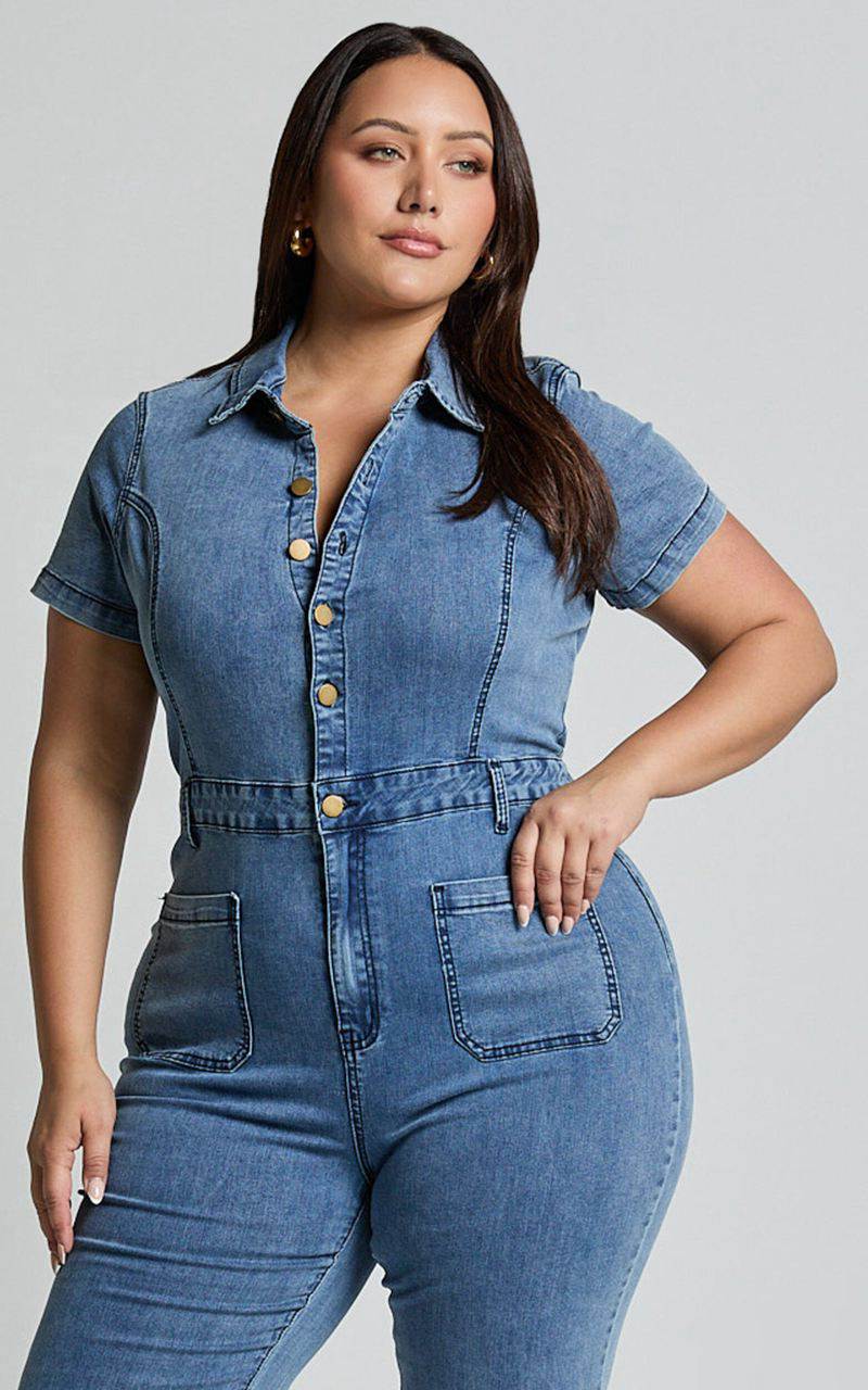 Showpo Silvena Jumpsuit - Short Sleeve Flared Denim Jumpsuit Blue | YCZTIA257