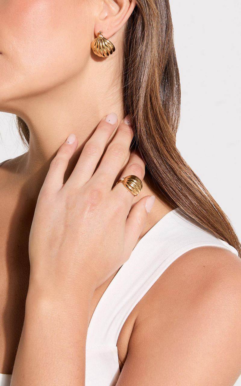 Showpo Skylee Ring - Croisstant Shape Statement Ring Gold | OAVRUJ106