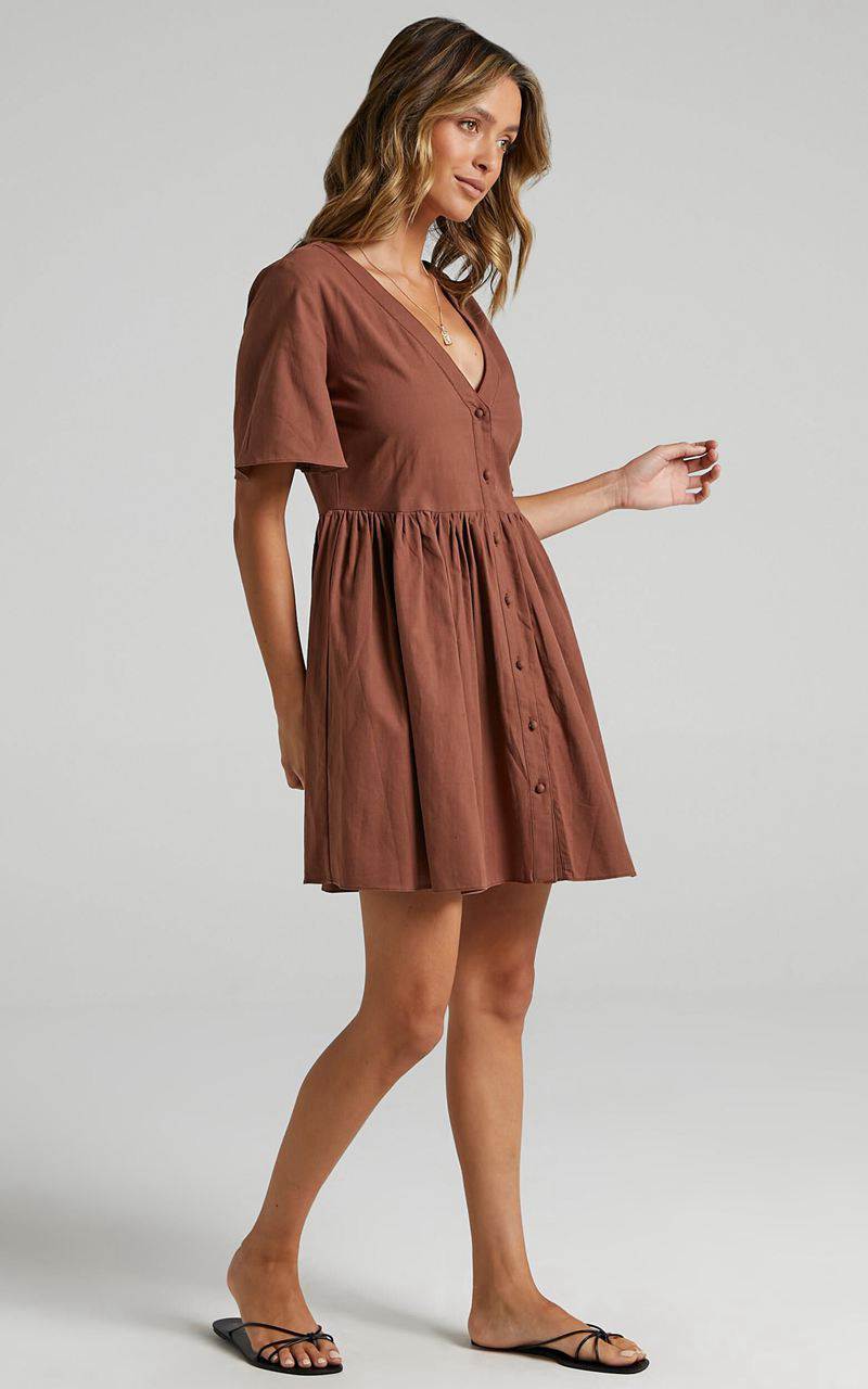 Showpo Staycation Mini Dress - Smock Button Up Dress Chocolate | CVLWIG130