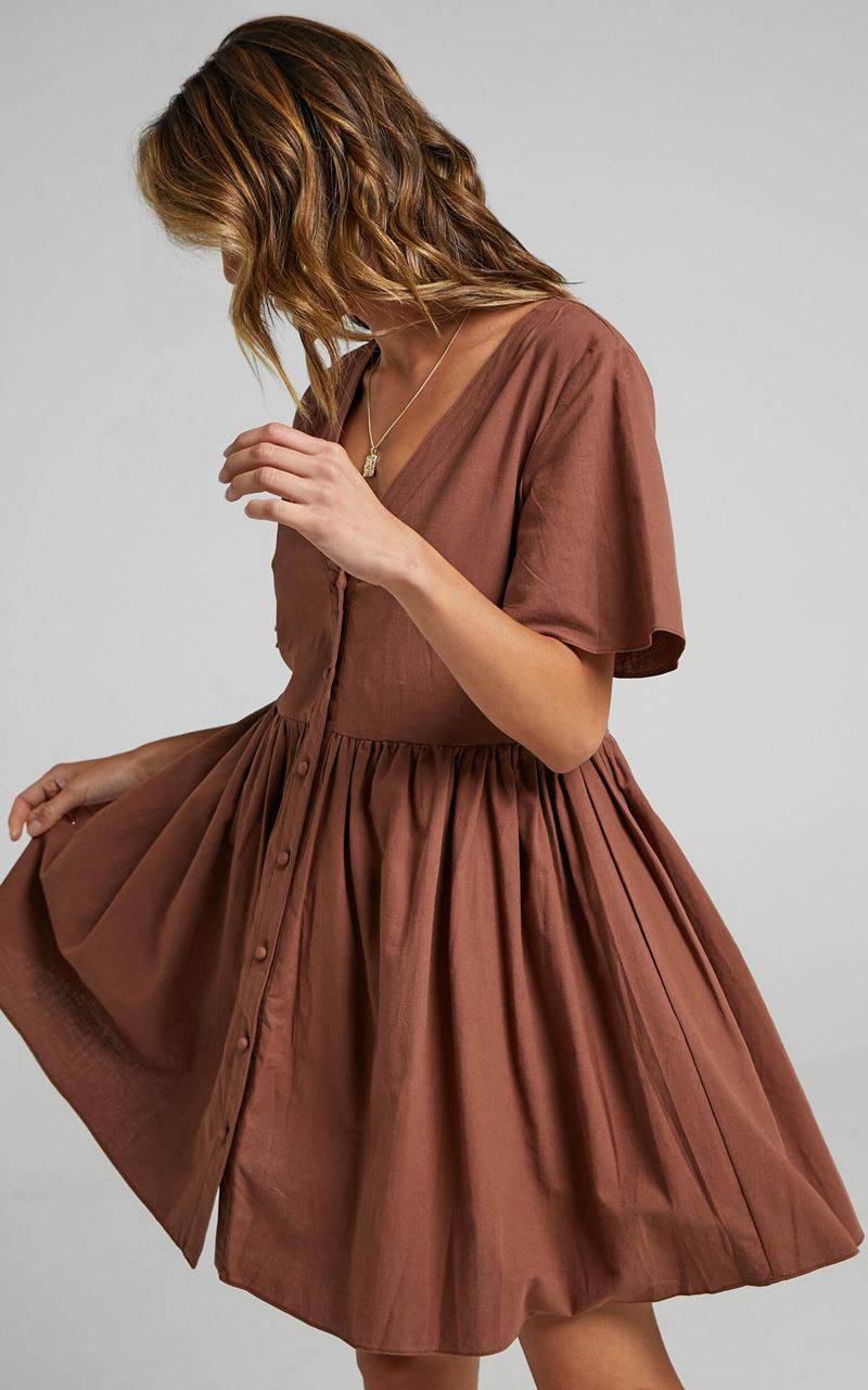 Showpo Staycation Mini Dress - Smock Button Up Dress Chocolate | CVLWIG130