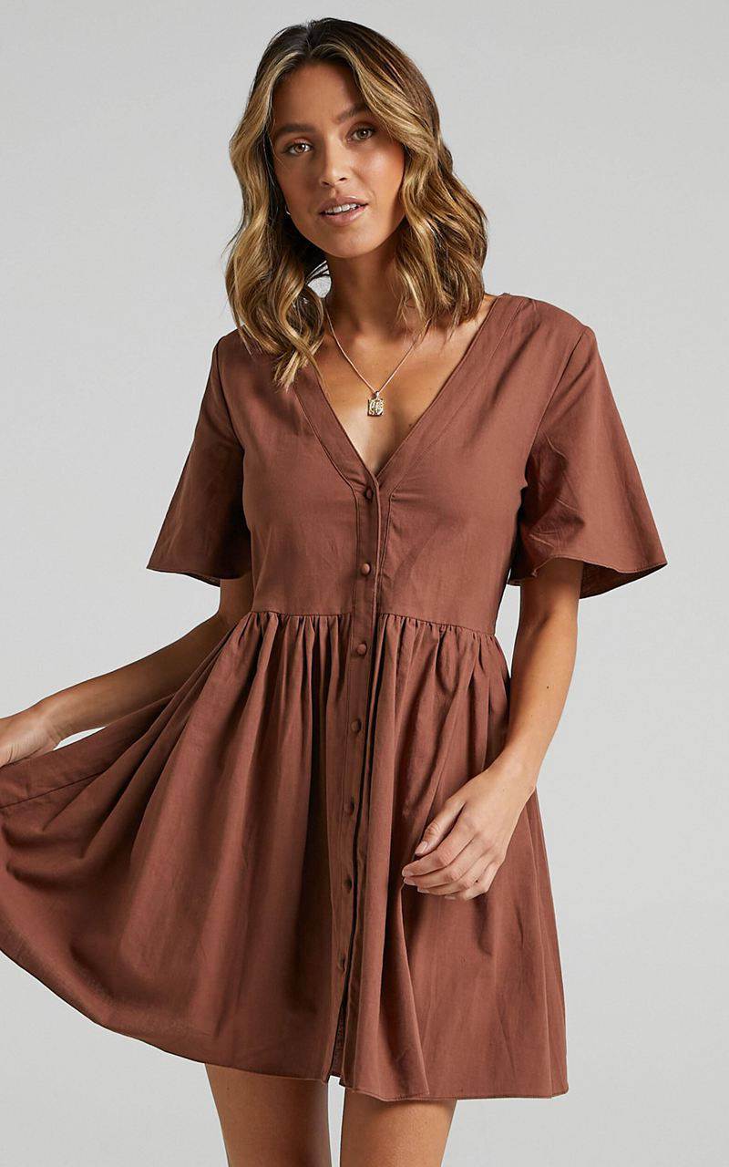 Showpo Staycation Mini Dress - Smock Button Up Dress Chocolate | CVLWIG130