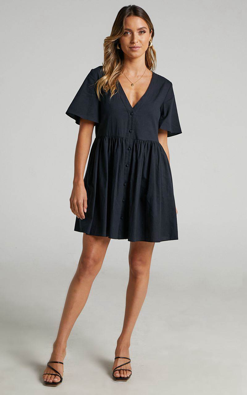 Showpo Staycation Mini Dress - Smock Button Up Dress Black | DECQPO590