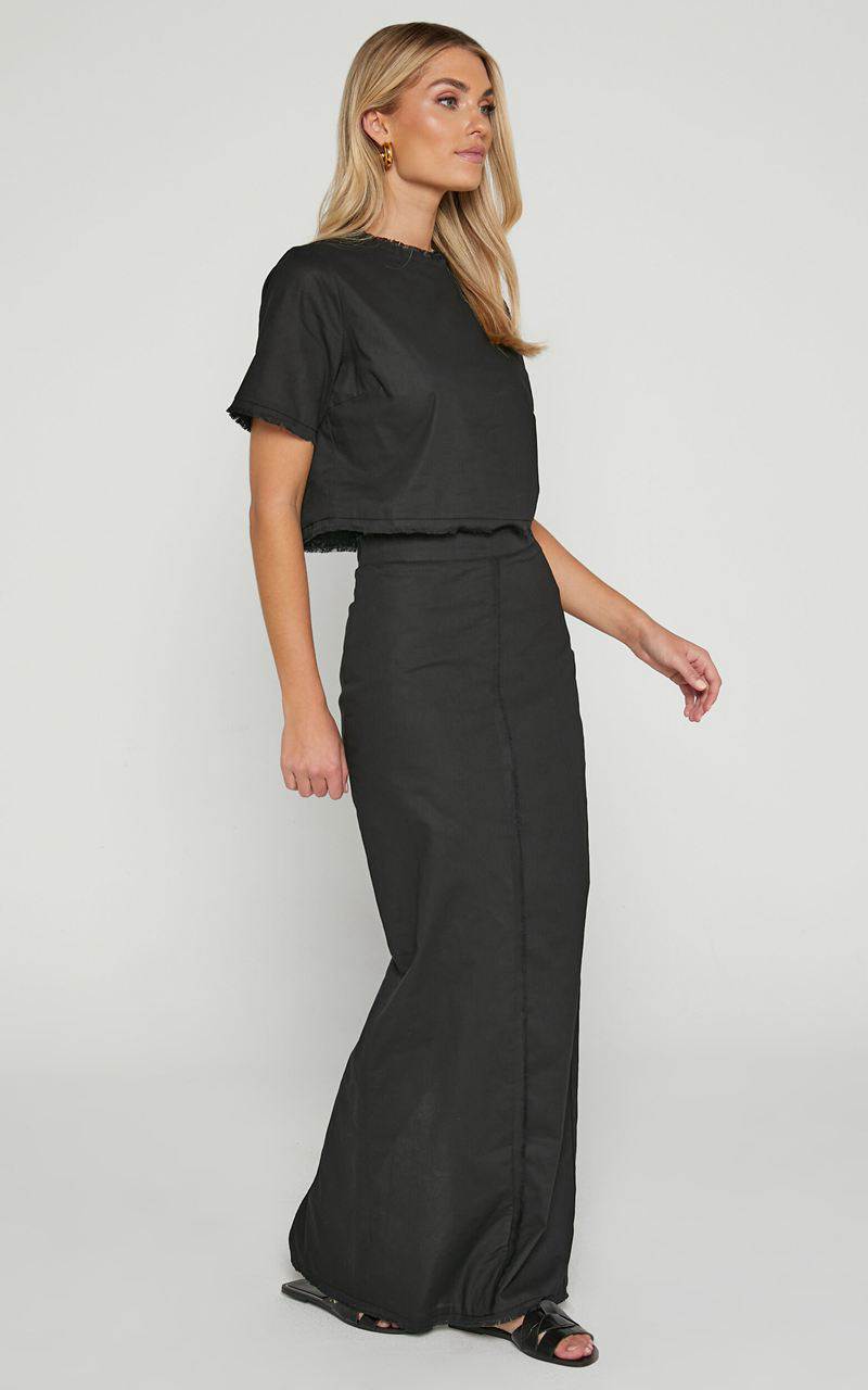 Showpo Tisdale Two Piece Set - Linen Look Scoop Neck Short Sleeve Cropped Top And Maxi Skirt Black | JQVMTP081