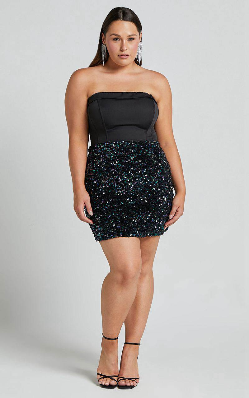 Showpo Tracy Mini Skirt - Bodycon Sequin Skirt Black | JSXNRI410