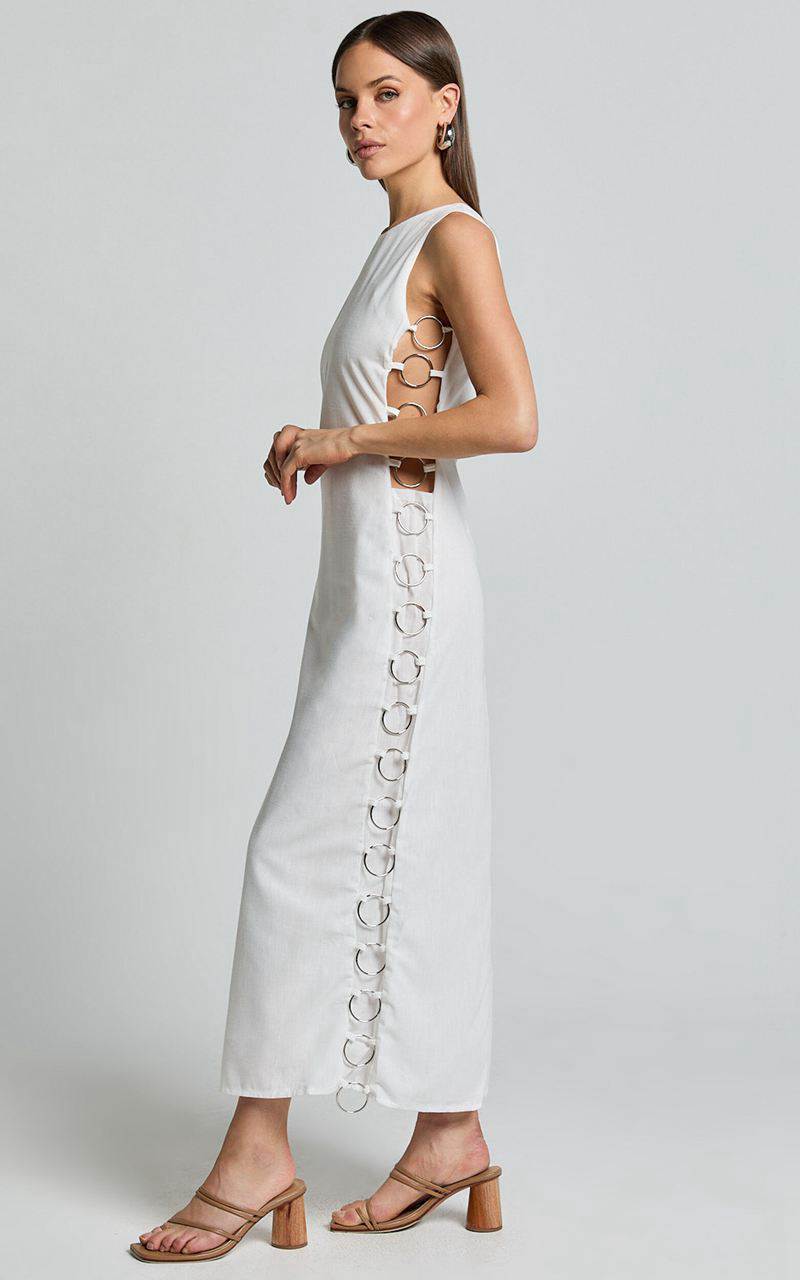 Showpo Tyla Maxi Dress - Sweetheart Neck Side Ring Detail Dress Natural | MFSJNR052