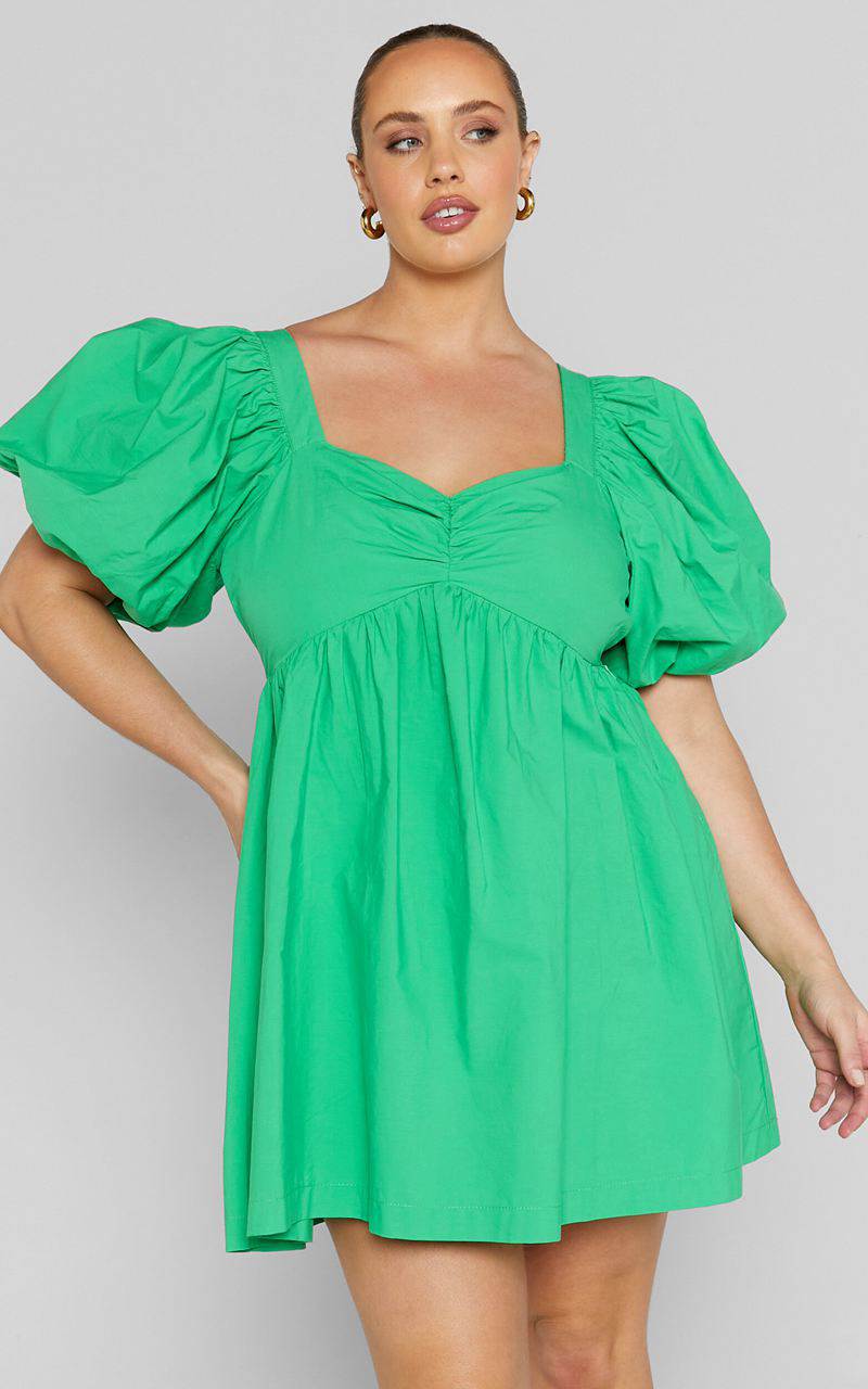 Showpo Vashti Mini Dress - Puff Sleeve Sweetheart Dress Green | UFNEOY371