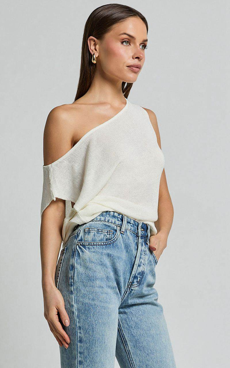 Showpo Violeta Top - Off The Shoulder Relaxed Fit Knit Top Cream | YALOIQ079