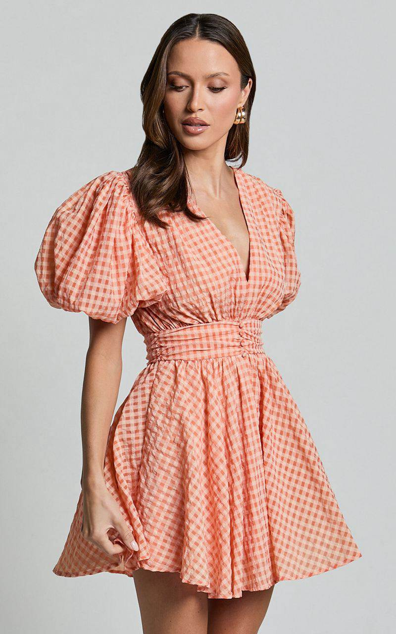 Showpo Xandy Mini Dress - Textured Puff Sleeve Plunge Dress Peach | TWHPIE580