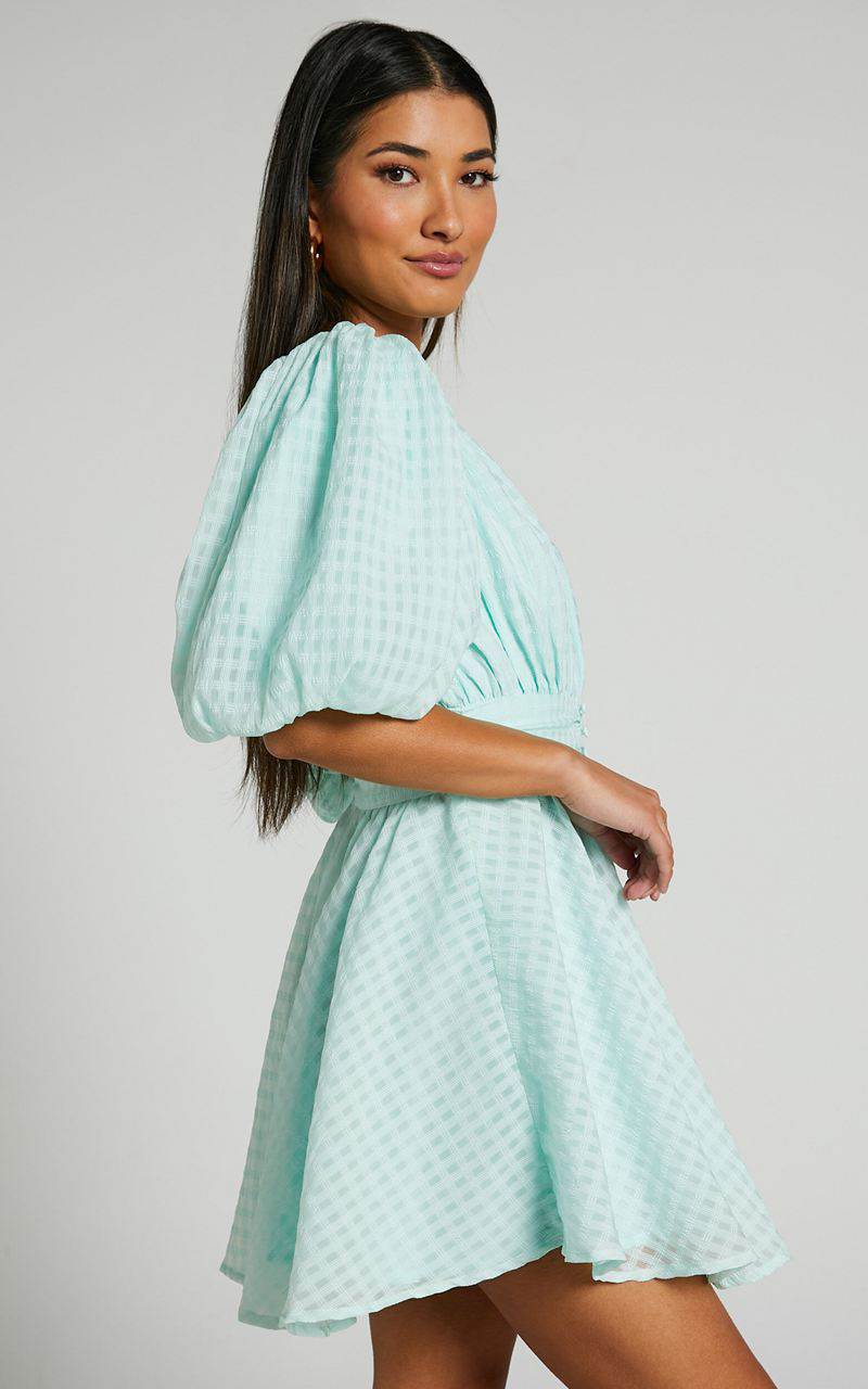 Showpo Xandy Mini Dress - Textured Puff Sleeve Plunge Dress Mint | CVSTEA548